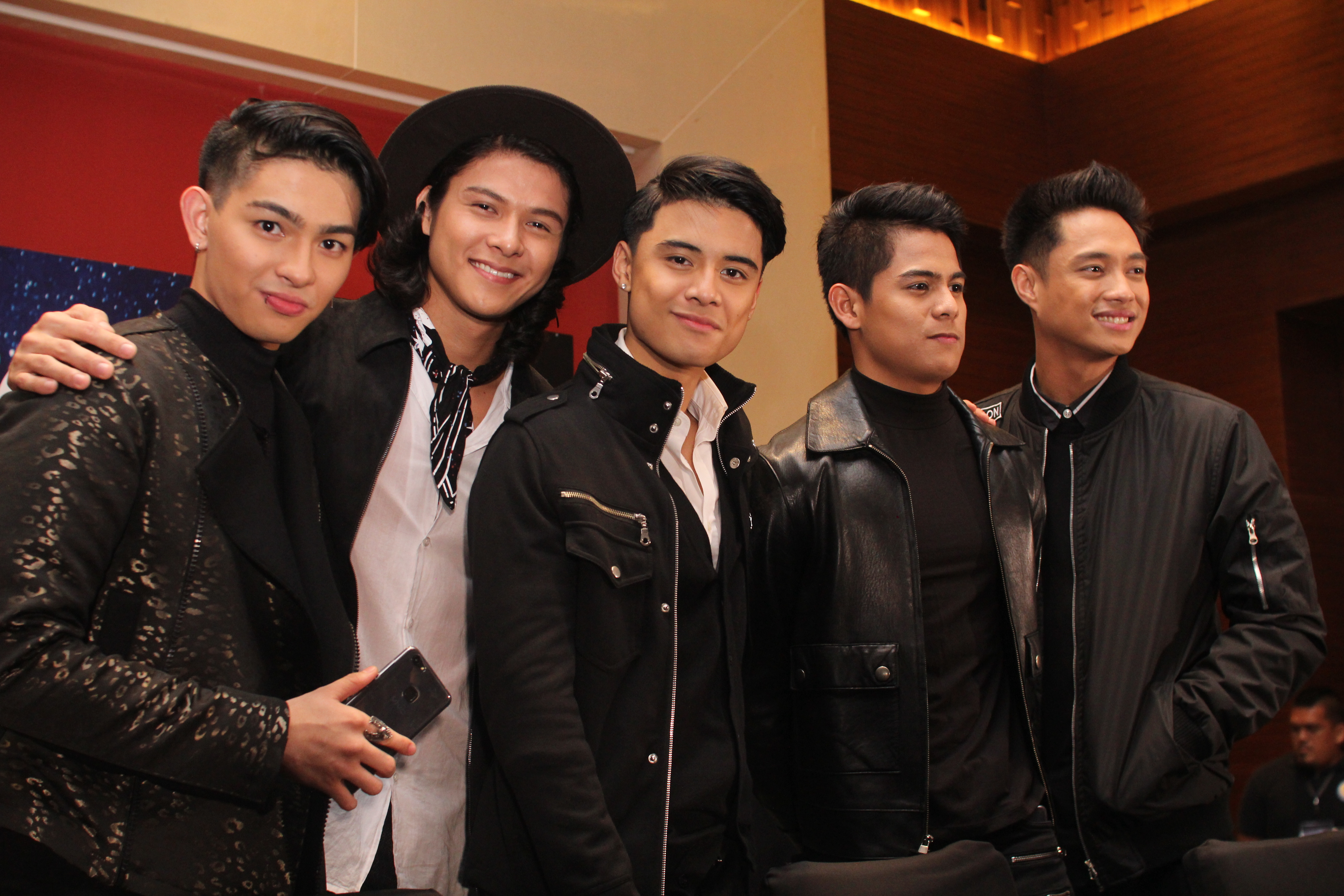 Can you Handle the BoyBandPH or the New Vivo V7 as they take over Bacolod?